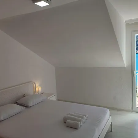 Luka Guest house