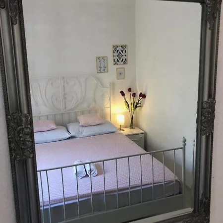 Guest house Luka 3*