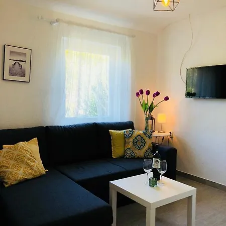 Luka Guest house